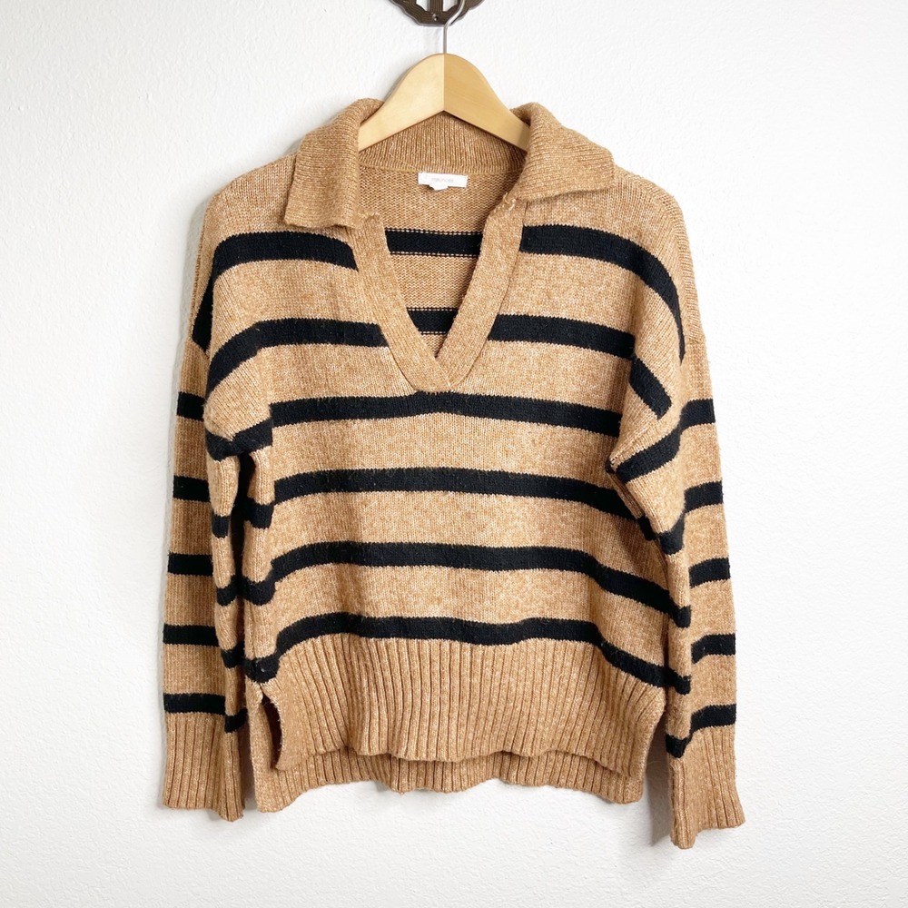 Maurices Womens‎ Tan Black Striped V-Neck Polo Collar Knit Sweater Size M Medium